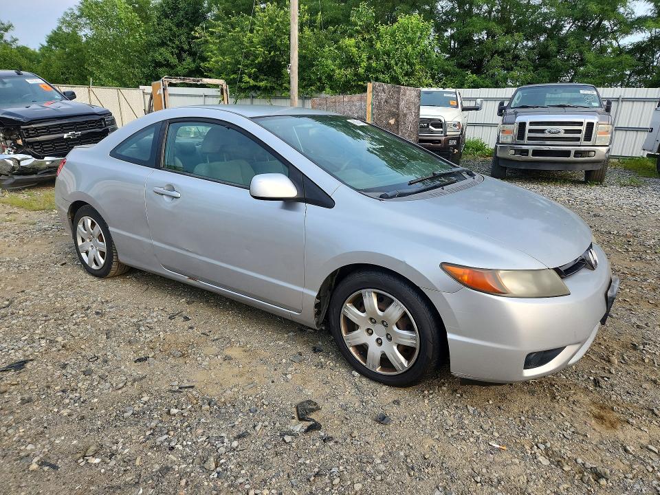 Photo 4 from auction – 2007 HONDA CIVIC with VIN 2HGFG12697H507533