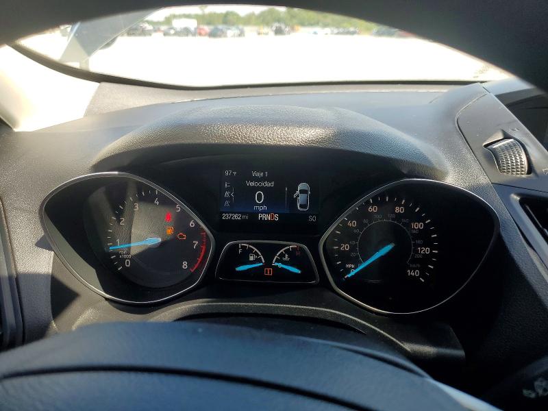 Photo 9 from auction – 2018 FORD ESCAPE with VIN 1FMCU0F71JUB20563