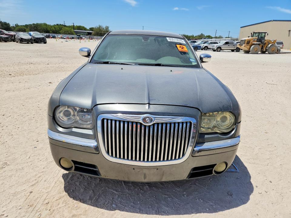 Photo 5 from auction – 2008 CHRYSLER 300C with VIN 2C3KA63H88H219875