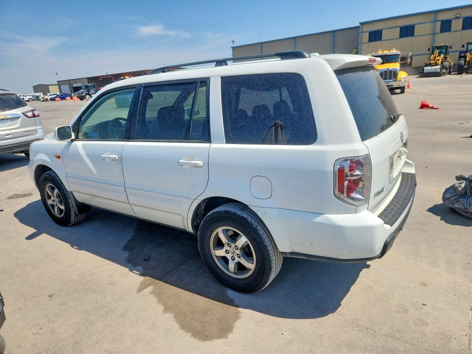 Photo 2 from auction – 2008 HONDA PILOT with VIN 5FNYF18788B013231