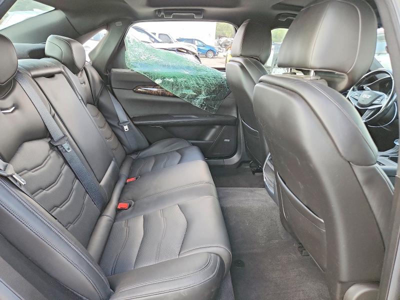 Photo 10 from auction – 2018 CADILLAC CT6 with VIN 1G6KD5RS1JU155572