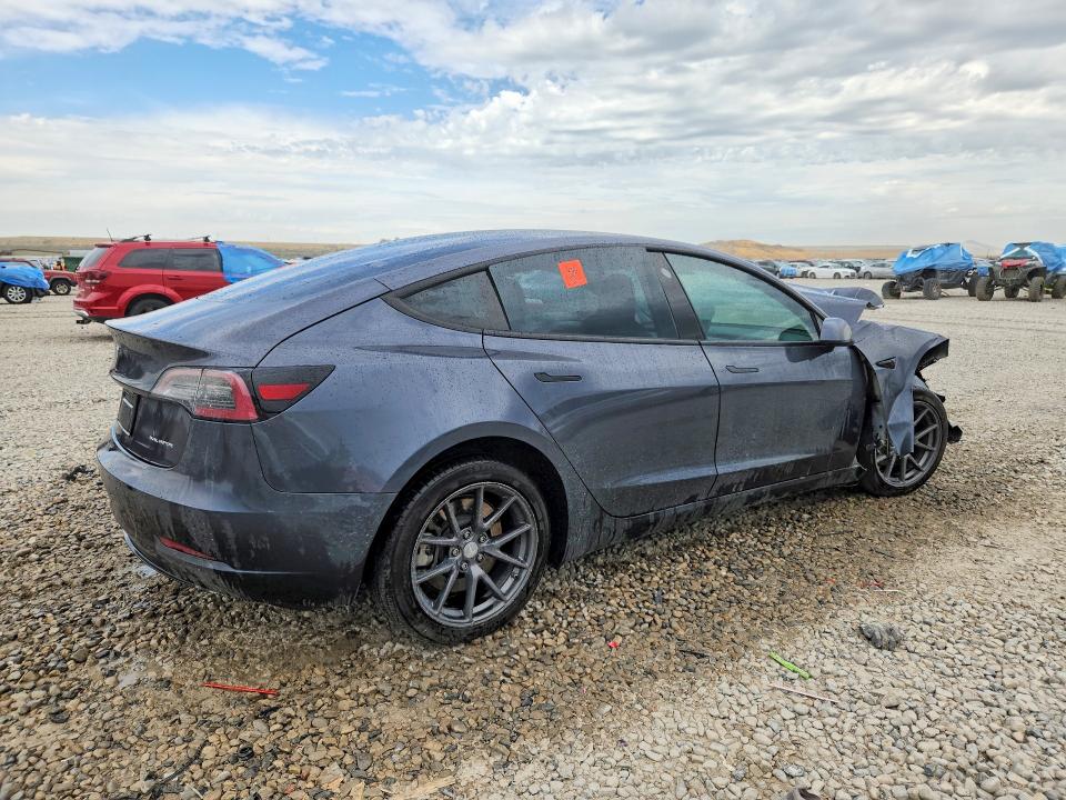 Фото 3 с аукциона – 2021 TESLA MODEL 3 с VIN 5YJ3E1EB9MF869377
