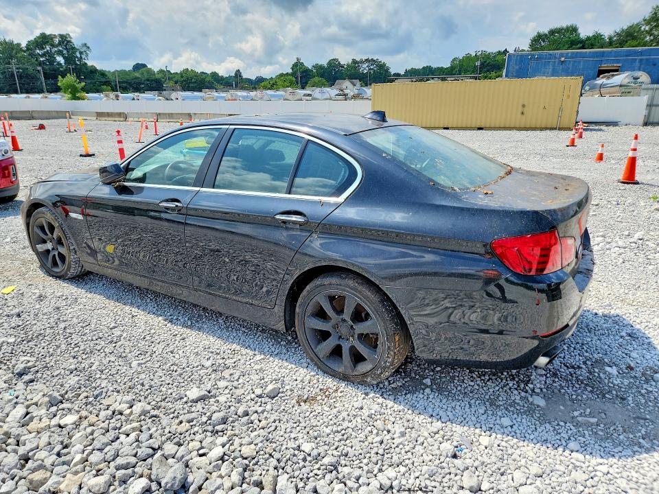 Photo 2 from auction – 2012 BMW 550 with VIN WBAFR9C58CDX79184