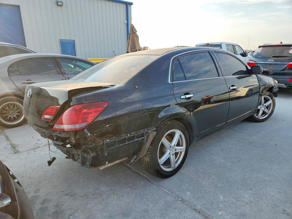 Photo 3 from auction – 2008 TOYOTA AVALON with VIN 4T1BK36BX8U298893
