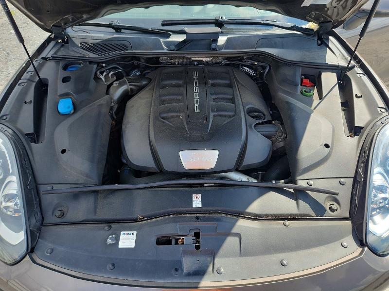 Photo 12 from auction – 2015 PORSCHE CAYENNE with VIN WP1AF2A25FLA31488