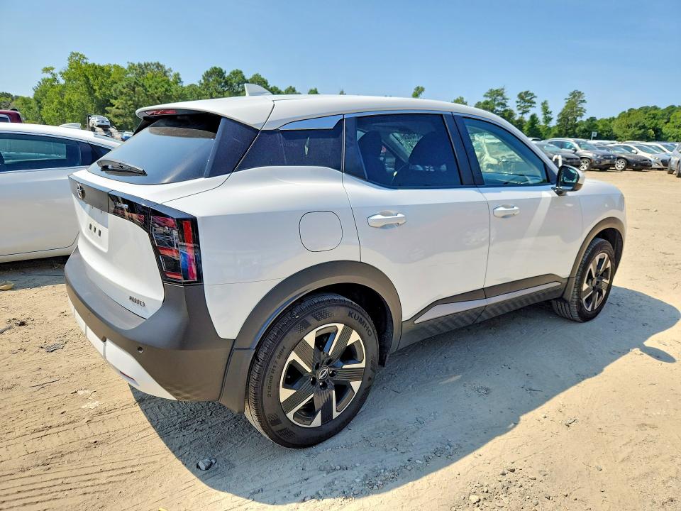 Photo 3 from auction – 2025 NISSAN KICKS with VIN 3N8AP6CB2SL319149