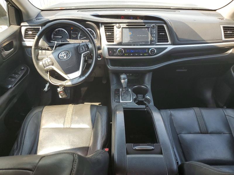 Zdjęcie 8 z aukcji – 2018 TOYOTA HIGHLANDER z VIN 5TDKZRFH5JS528020