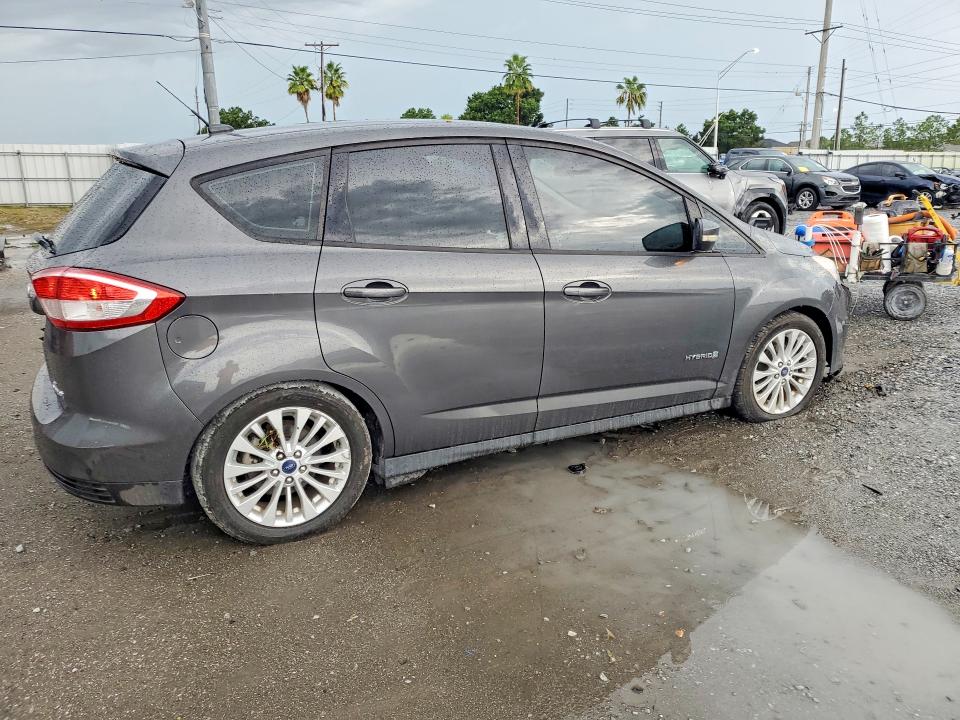 Photo 3 from auction – 2017 FORD C-MAX with VIN 1FADP5AU5HL111333
