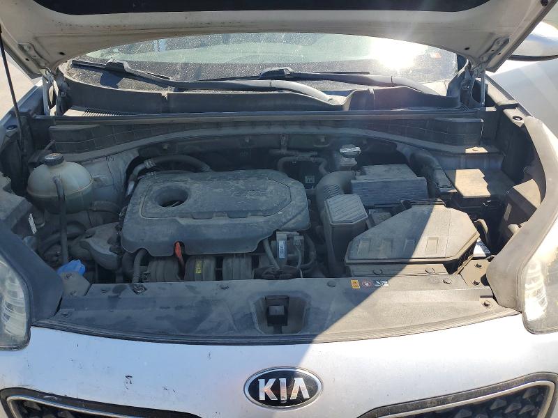 Снимка 12 от търг – 2018 KIA SPORTAGE с VIN KNDPMCAC4J7338359