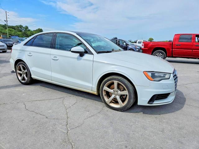 Photo 4 from auction – 2015 AUDI A3 with VIN WAUBFGFF8F1009346