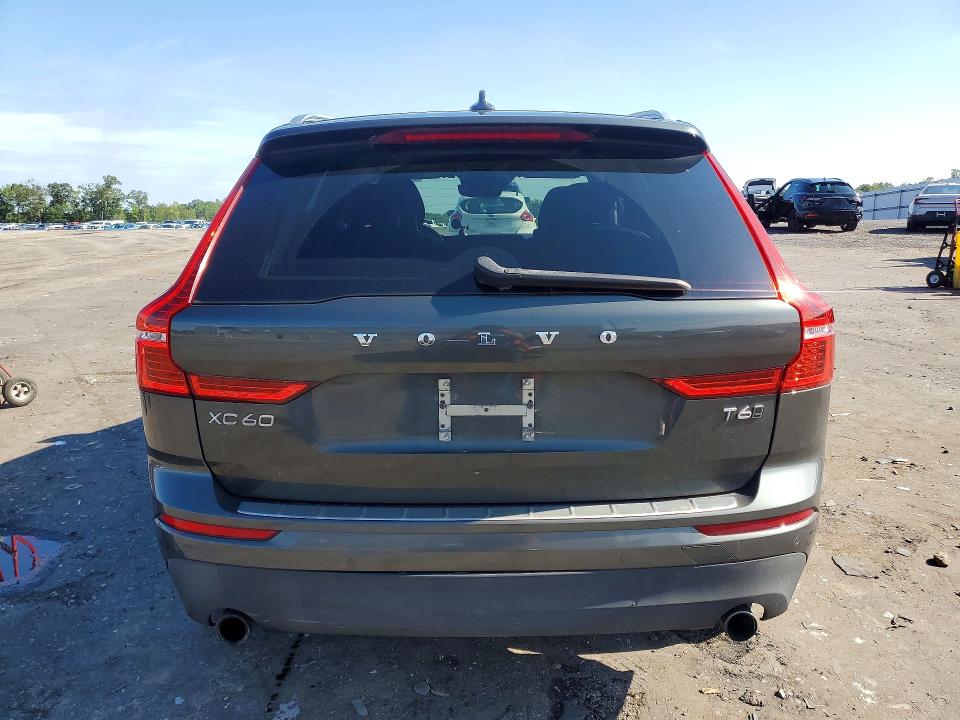 Photo 6 from auction – 2018 VOLVO XC60 with VIN LYVA22RK1JB096627