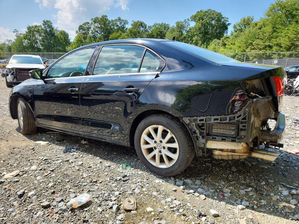 Photo 2 from auction – 2013 VOLKSWAGEN JETTA with VIN 3VWBP7AJ0DM288588