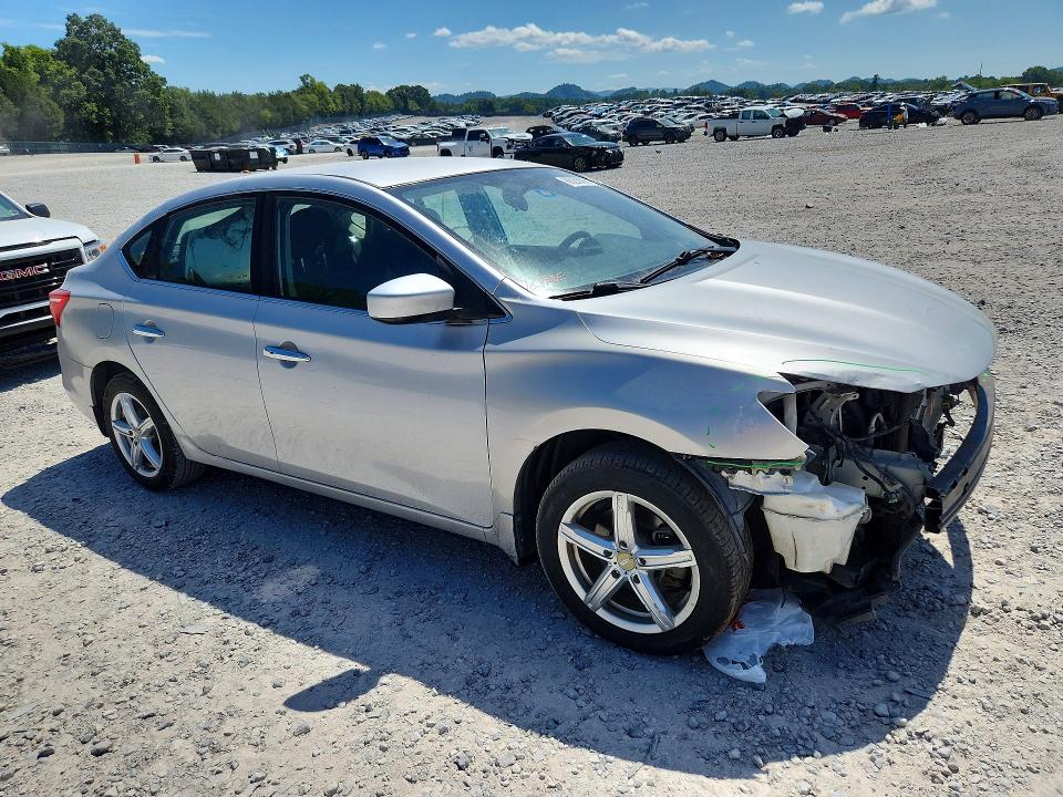 Photo 4 from auction – 2016 NISSAN SENTRA with VIN 3N1AB7AP0GL678217