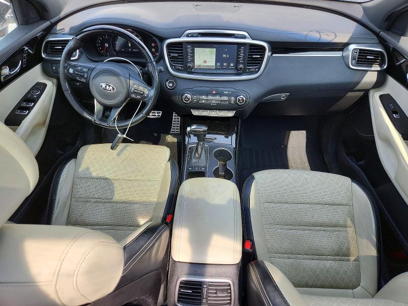 Photo 8 from auction – 2016 KIA SORENTO with VIN 5XYPKDA50GG092807