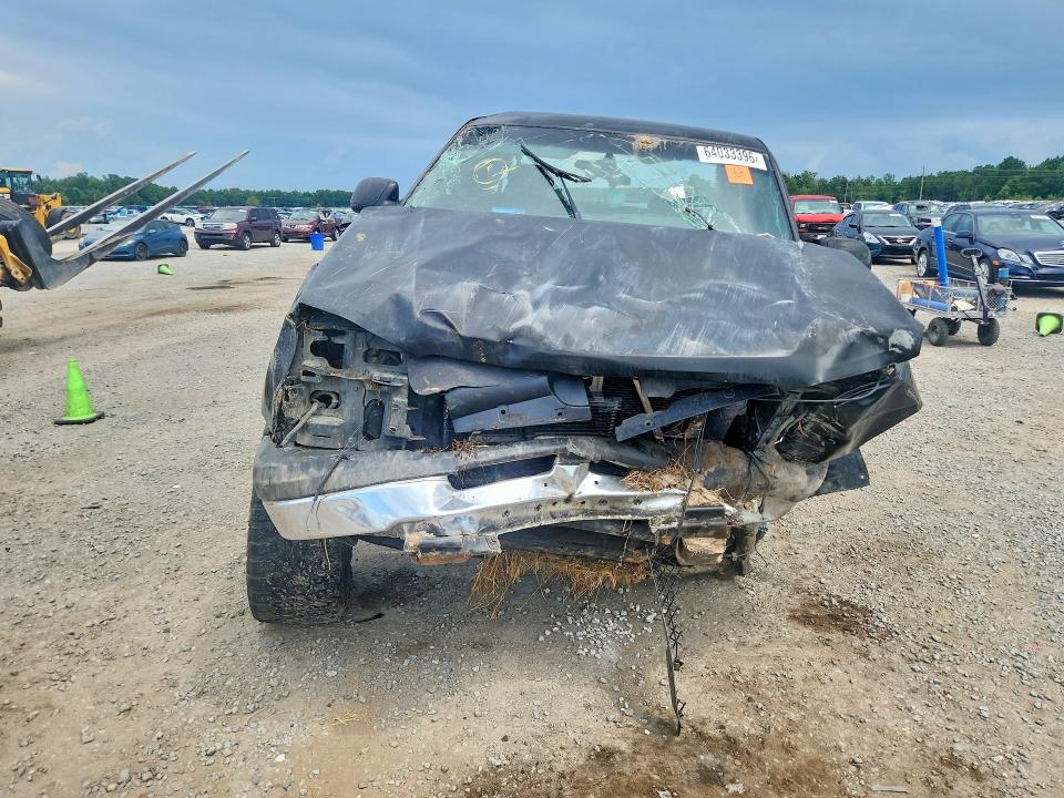 Photo 5 from auction – 2003 CHEVROLET SILVERADO with VIN 1GCEK19V83E226895