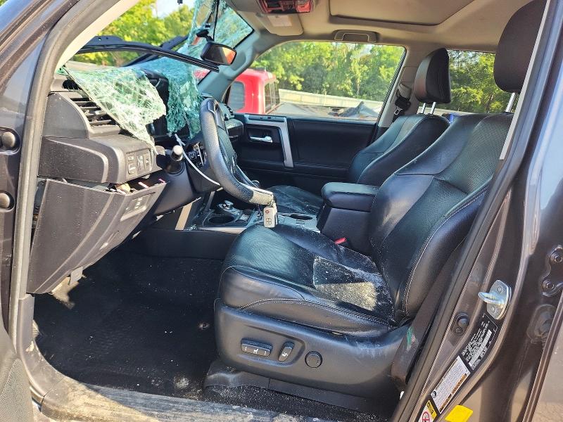 Photo 7 from auction – 2019 TOYOTA 4RUNNER with VIN JTEBU5JRXK5684936