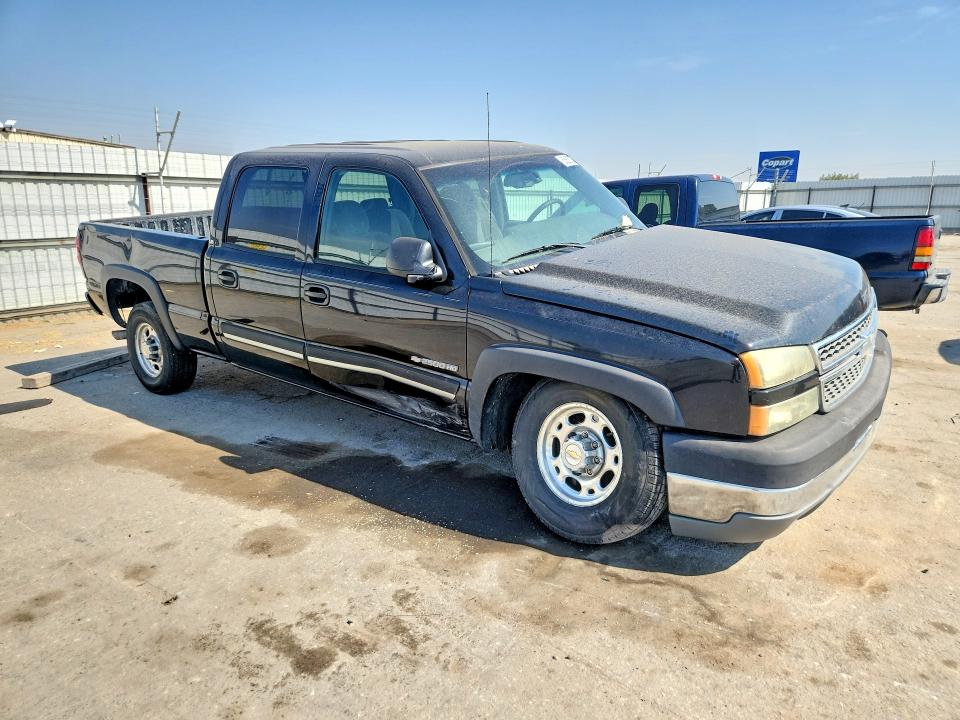 Photo 4 from auction – 2005 CHEVROLET SILVERADO with VIN 1GCHC23U95F865414