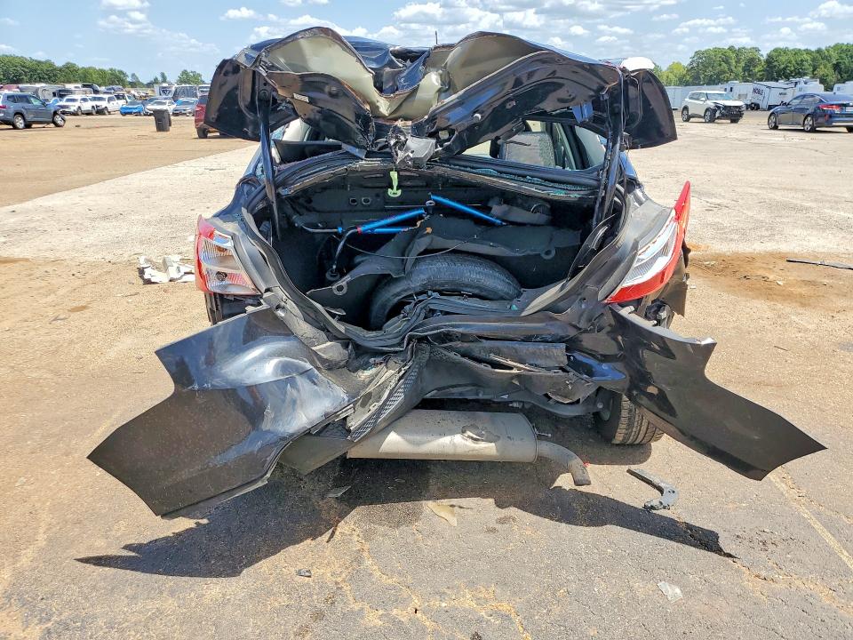 Photo 6 from auction – 2014 FORD FOCUS with VIN 1FADP3F2XEL443033