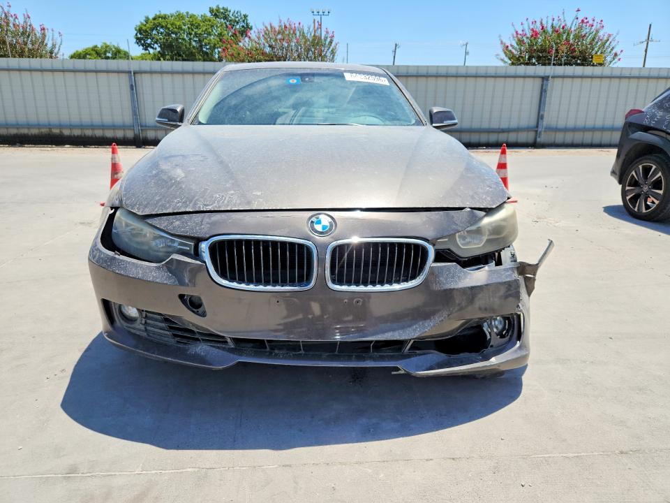 Photo 5 from auction – 2013 BMW 328 with VIN WBA3B3C58DF537652