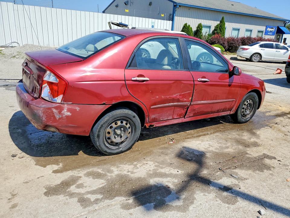 Photo 3 from auction – 2005 KIA SPECTRA with VIN KNAFE121555170773
