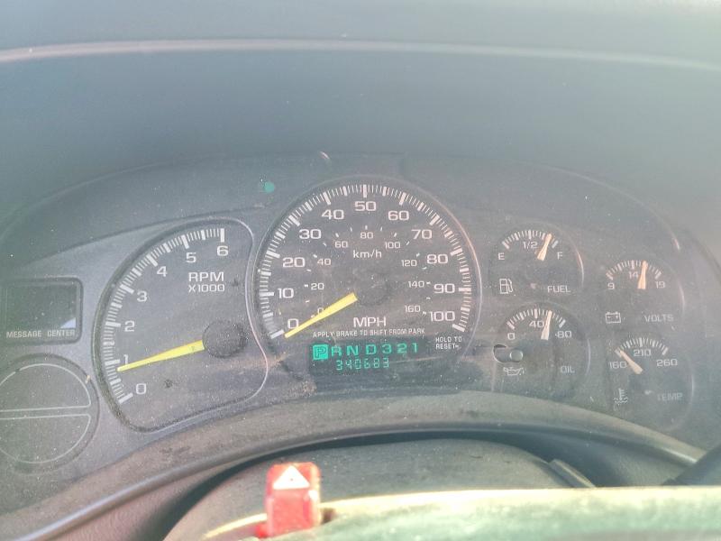 Photo 9 from auction – 2000 CHEVROLET SILVERADO with VIN 2GCEC19T0Y1198756