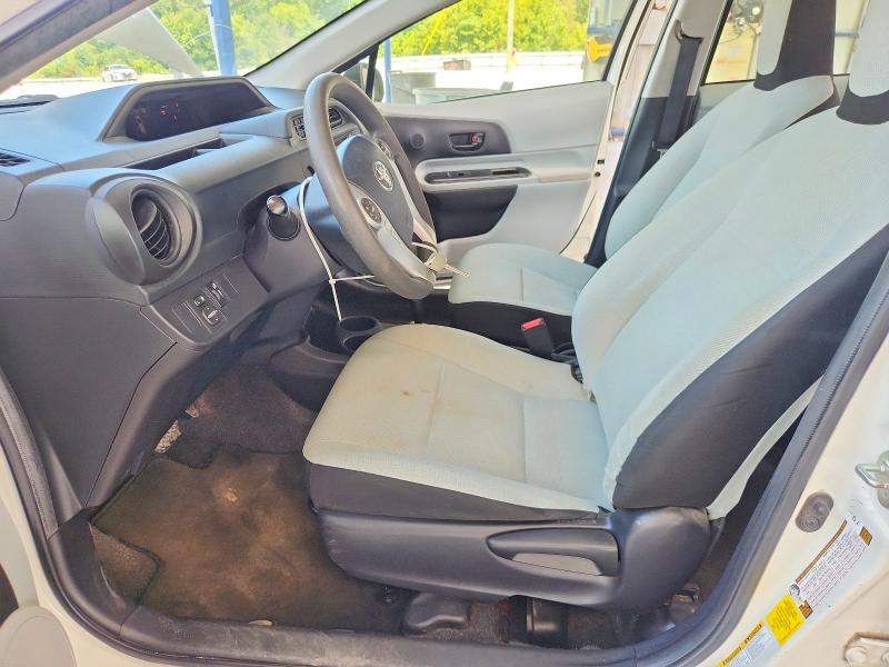 Photo 7 from auction – 2012 TOYOTA PRIUS C with VIN JTDKDTB37C1522287