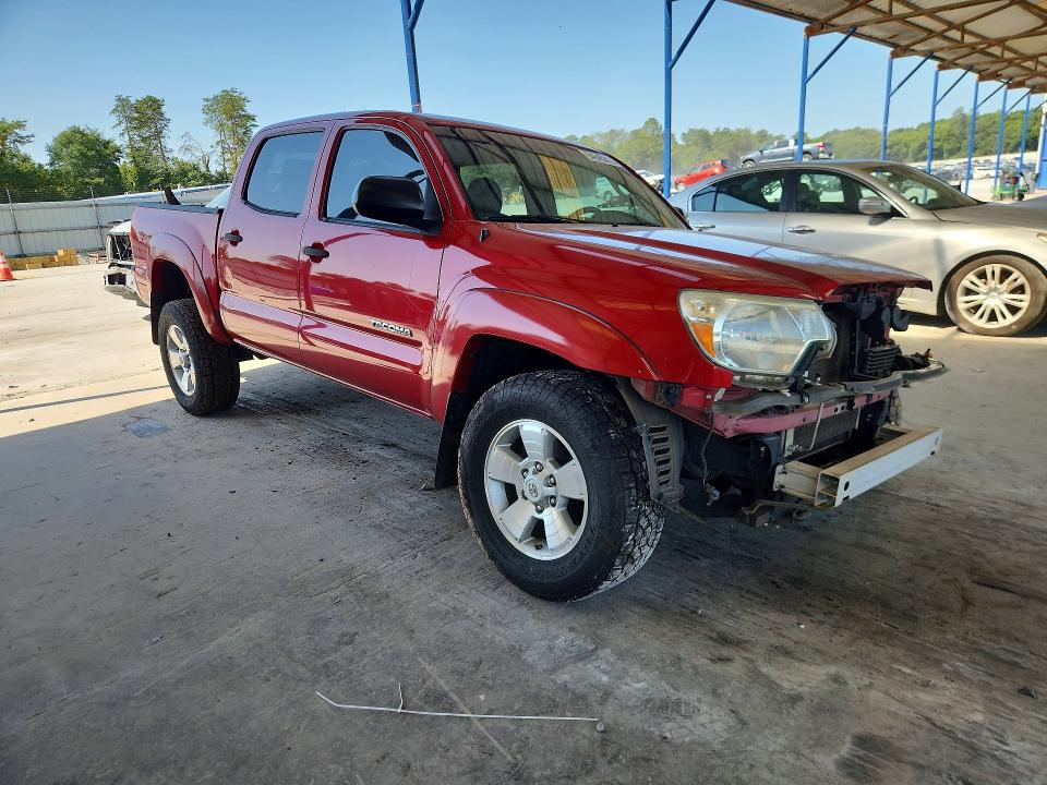 Photo 4 from auction – 2015 TOYOTA TACOMA with VIN 5TFJU4GN4FX074068