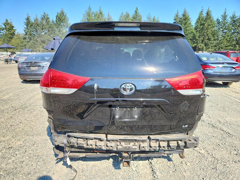 Photo 6 from auction – 2013 TOYOTA SIENNA with VIN 5TDKK3DC8DS379387
