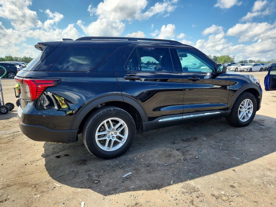 Снимка 3 от търг – 2025 FORD EXPLORER с VIN 1FMUK8DH2SGB72501
