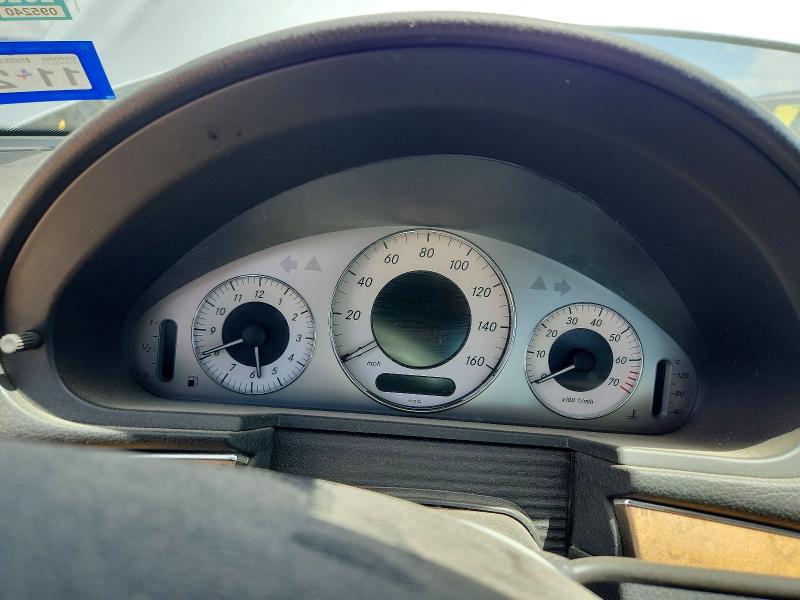 Photo 9 from auction – 2009 MERCEDES-BENZ E with VIN WDBUF56X09B370012