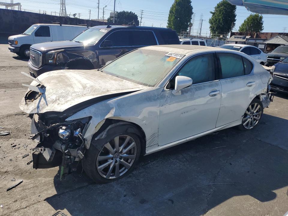 LEXUS GS 2015 with VIN JTHCE1BL0FA001582 - Photo from auction