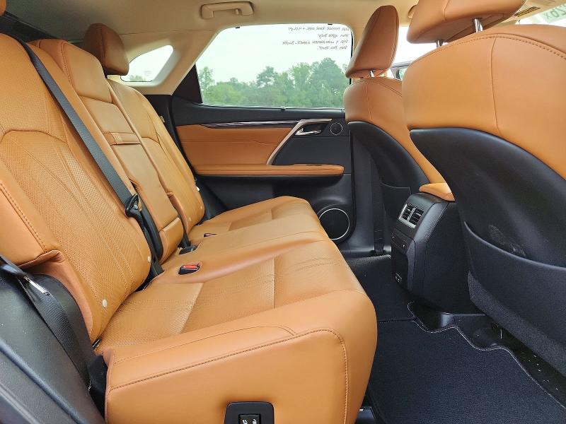 Photo 11 from auction – 2022 LEXUS RX with VIN 2T2JGMDA8NC079419