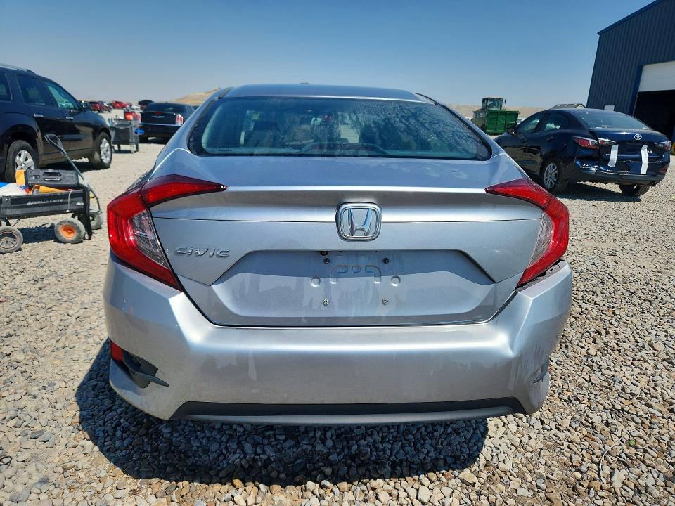 Photo 6 from auction – 2017 HONDA CIVIC with VIN 19XFC2F65HE052770
