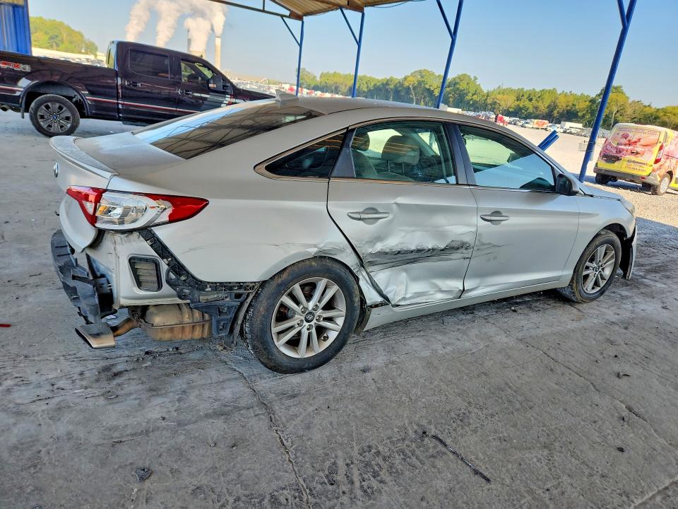 Photo 3 from auction – 2017 HYUNDAI SONATA with VIN 5NPE24AF7HH451547