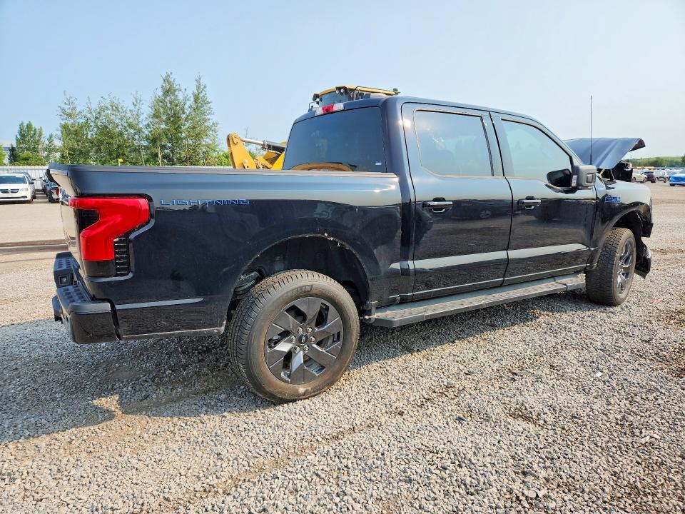 Снимка 3 от търг – 2025 FORD F150 с VIN 1FT6W3LU1SWG08246