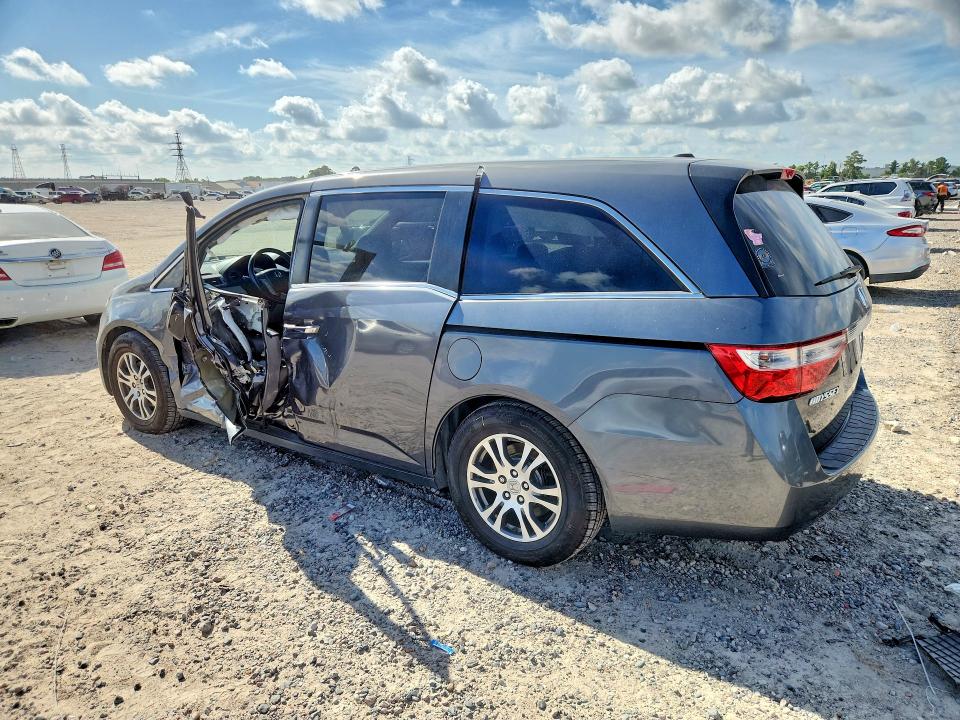 Photo 2 from auction – 2012 HONDA ODYSSEY with VIN 5FNRL5H63CB007602