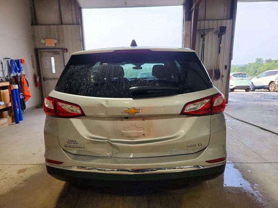 Photo 6 from auction – 2020 CHEVROLET EQUINOX with VIN 3GNAXUEV8LS718640