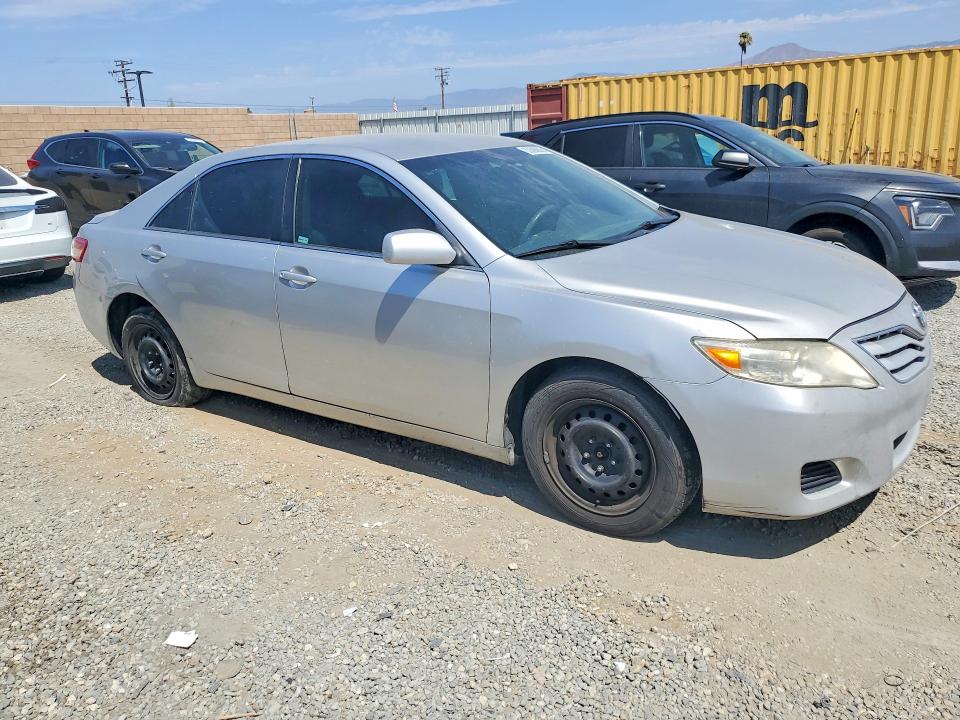 Фото 4 с аукциона – 2011 TOYOTA CAMRY с VIN 4T4BF3EK7BR120460