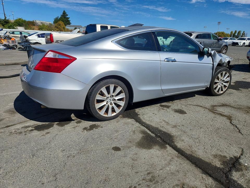 Photo 3 from auction – 2008 HONDA ACCORD with VIN 1HGCS22838A016934