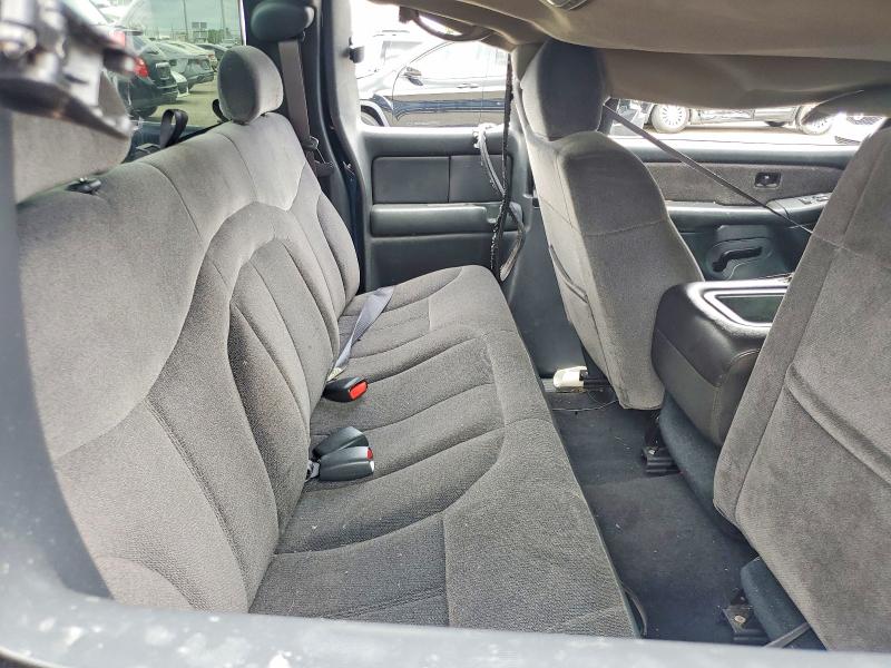 Photo 10 from auction – 2002 GMC NEW SIERRA with VIN 2GTEK19T321273878