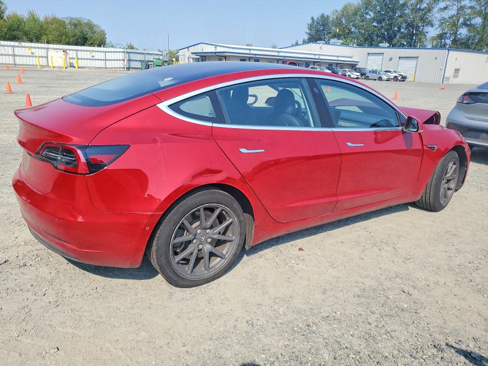 Photo 3 from auction – 2018 TESLA MODEL 3 with VIN 5YJ3E1EA0JF045707