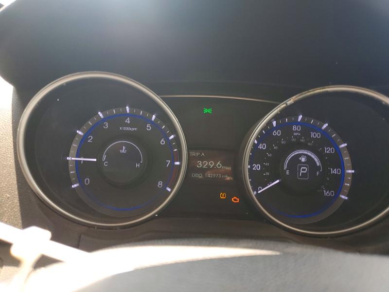 Photo 9 from auction – 2011 HYUNDAI SONATA with VIN 5NPEB4AC3BH272760