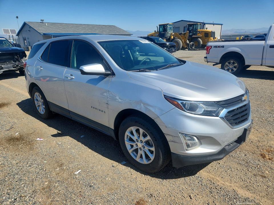 Photo 4 from auction – 2018 CHEVROLET EQUINOX with VIN 3GNAXSEV8JS556235
