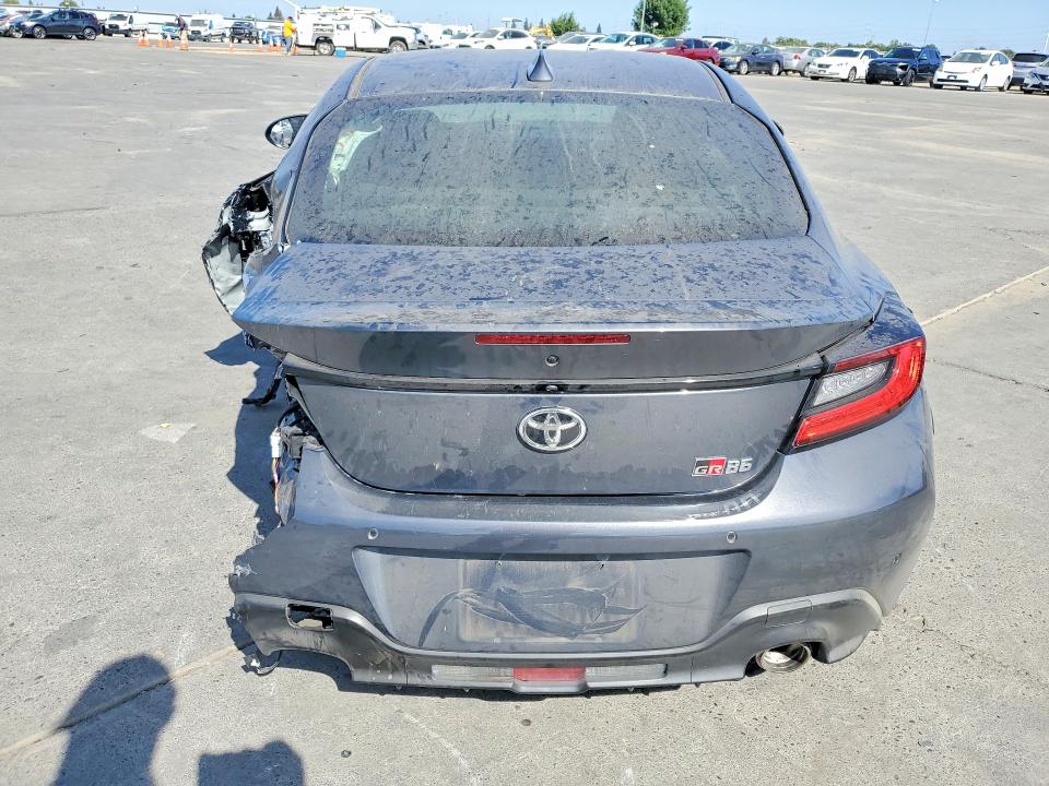 Photo 6 from auction – 2023 TOYOTA GR86 with VIN JF1ZNBC11P8766121