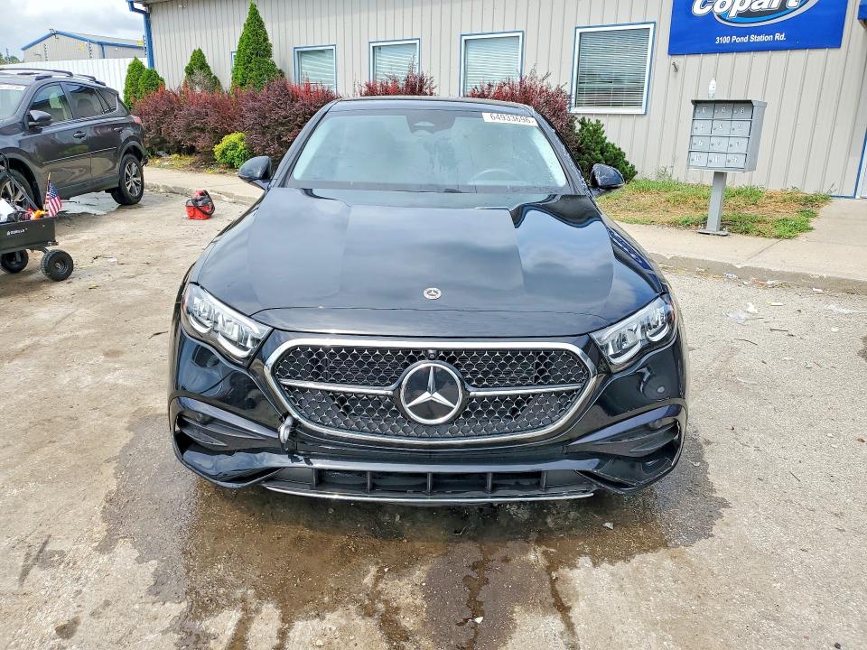 Photo 5 from auction – 2024 MERCEDES-BENZ E with VIN W1KLF6BB9RA040569