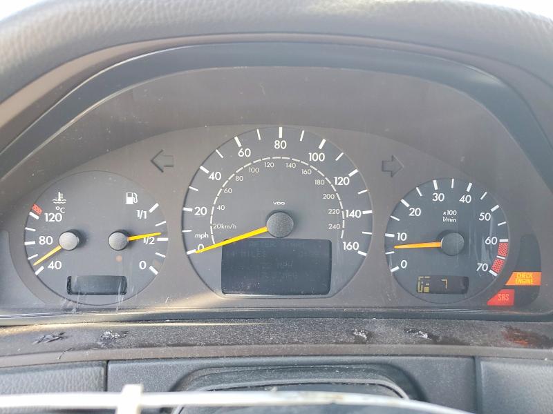 Photo 9 from auction – 2000 MERCEDES-BENZ E with VIN WDBJF65J9YB167107