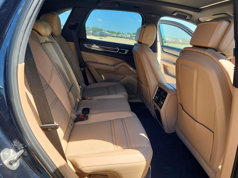 Photo 11 from auction – 2019 PORSCHE CAYENNE with VIN WP1AE2AY6KDA51633