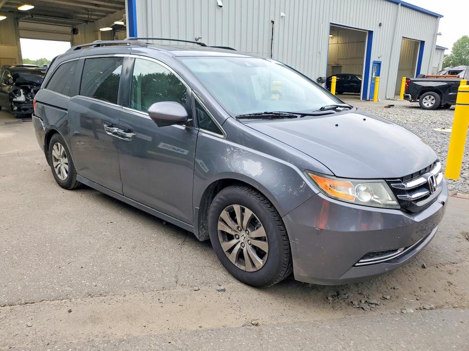 Photo 4 from auction – 2016 HONDA ODYSSEY with VIN 5FNRL5H69GB093519