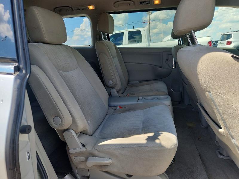 Photo 11 from auction – 2016 NISSAN QUEST with VIN JN8AE2KP8G9150704