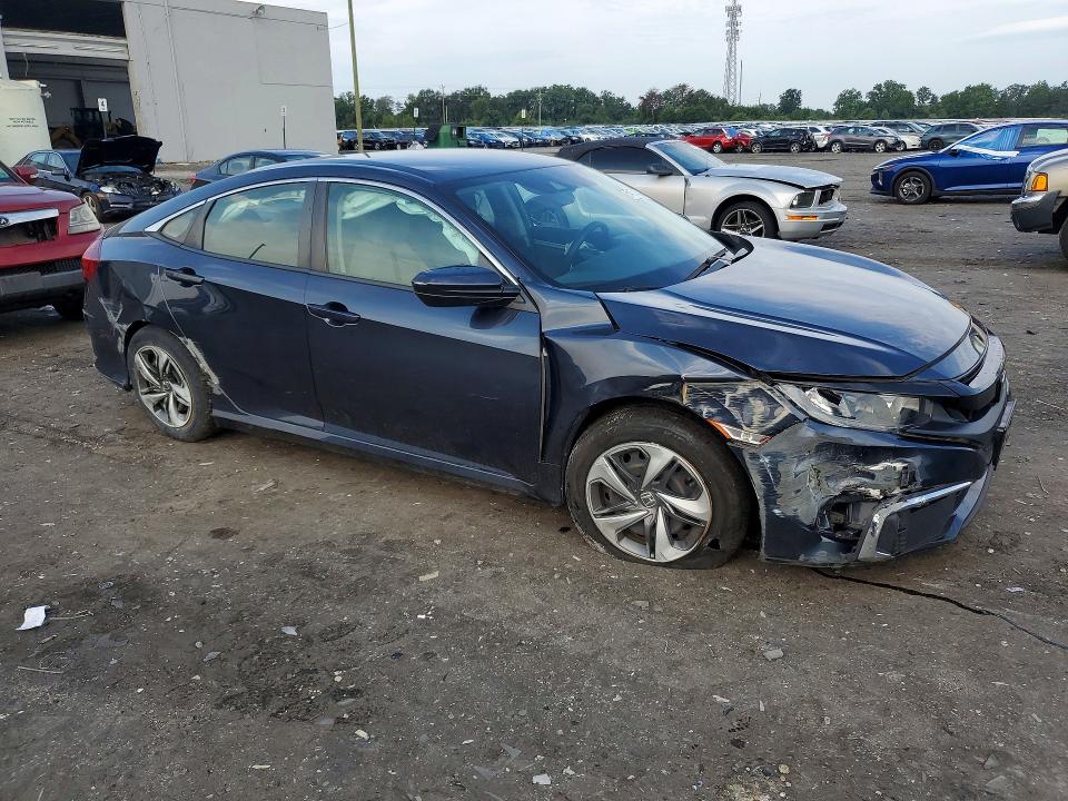 Foto 4 de la subasta – 2019 HONDA CIVIC con VIN 19XFC2F67KE027697